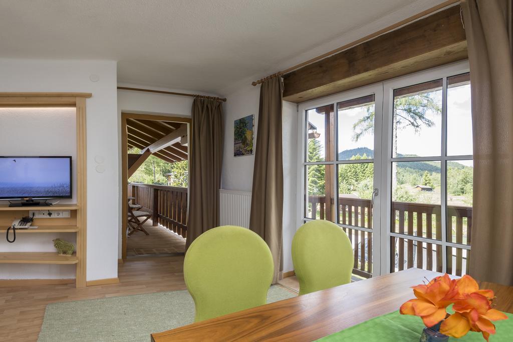 Landhaus Charlotte Am Geigenbuehel -Apartments Seefeld in Tirol Exterior photo